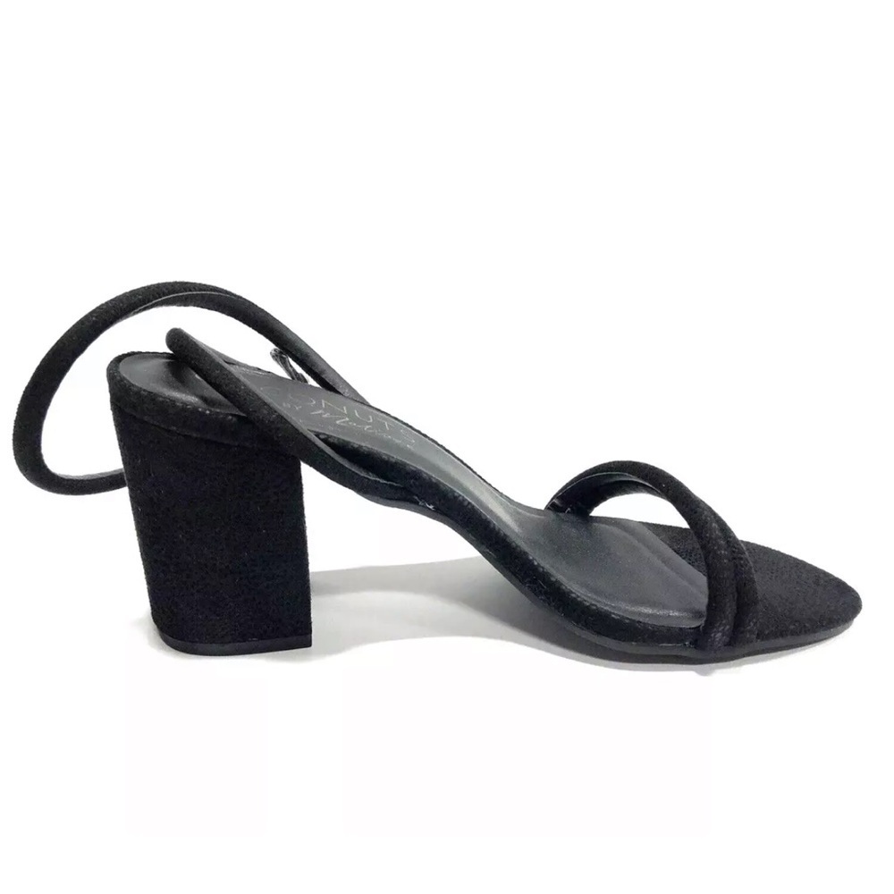 Matisse Women’s Matisse, Black Strap Block Heel Sandals, Size 9 M.